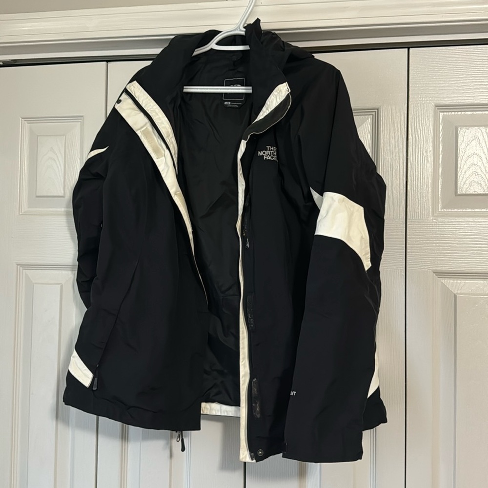 Woman’s North Face Jacket.